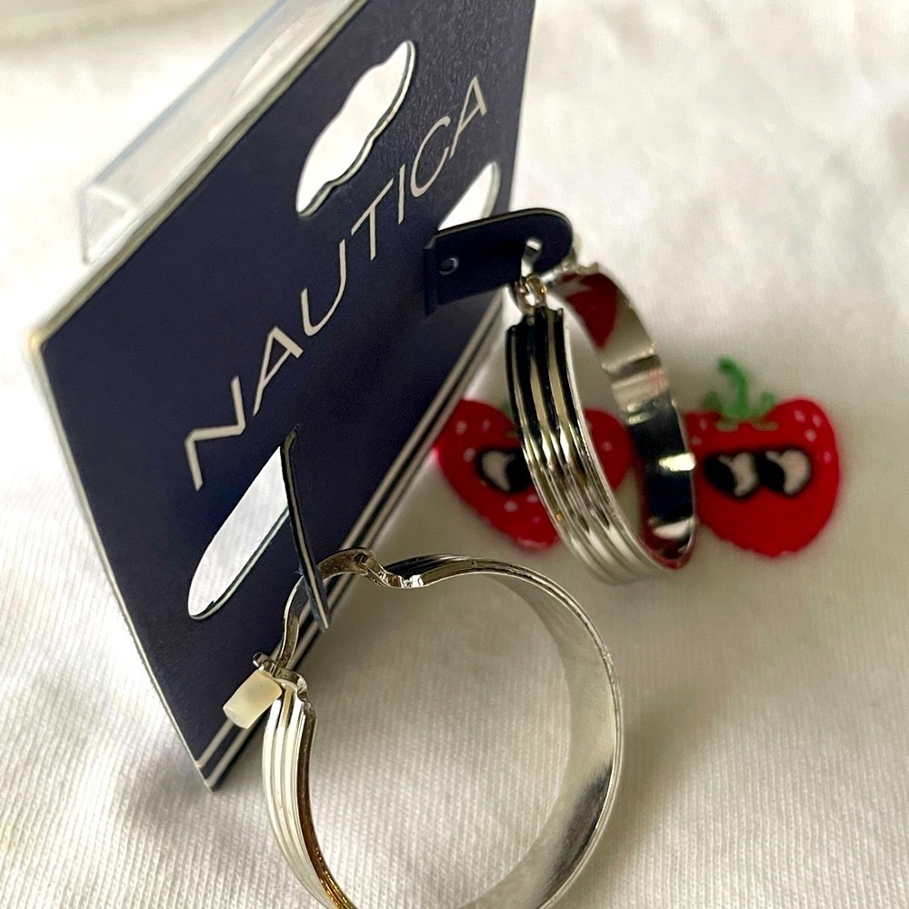 Earrings for women,Nautica Silver Hoop Earrings - Picture 3 of 5